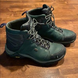 AHNU hiking boots